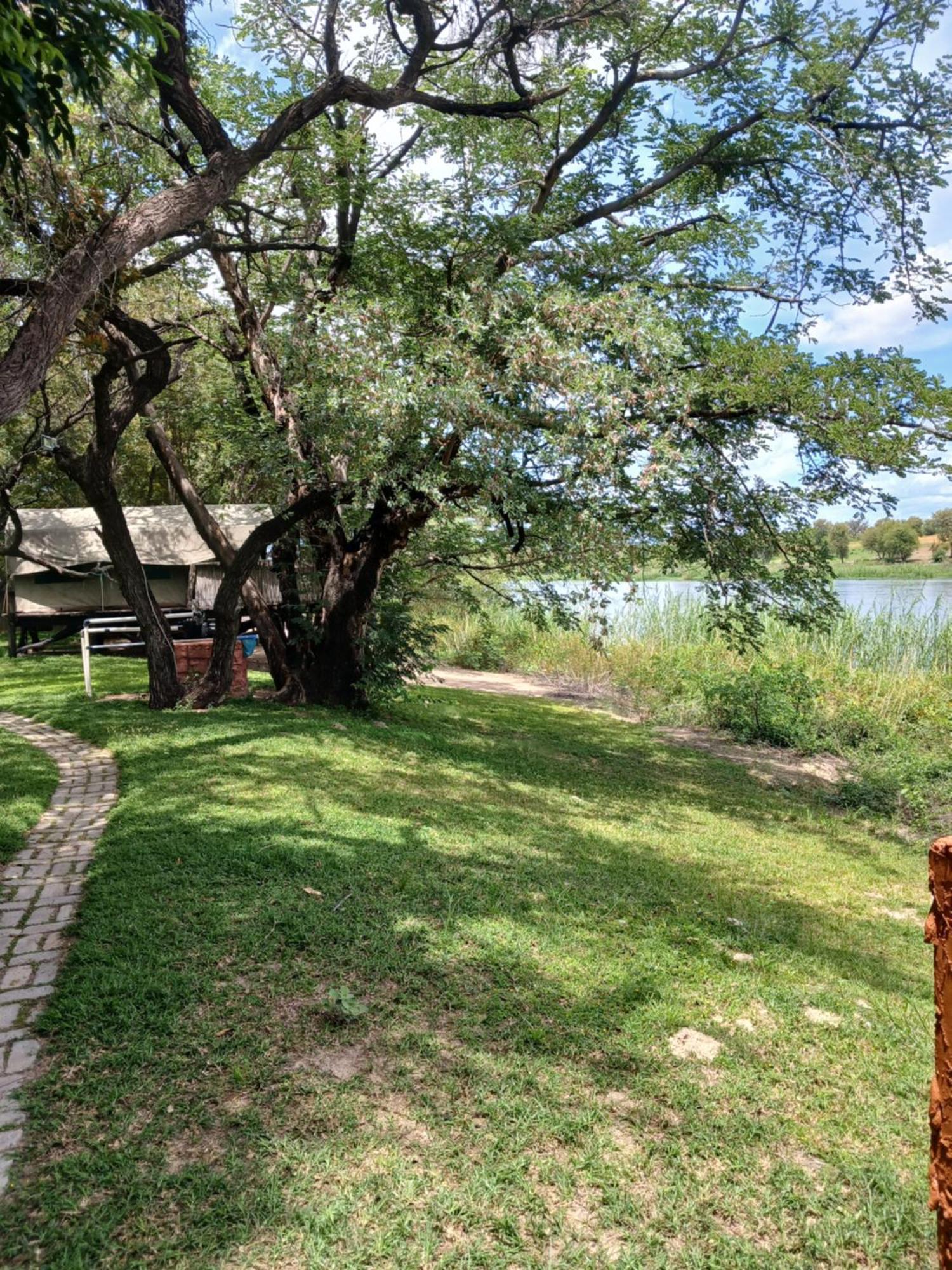Camp Hogo Kavango Rundu Exterior foto