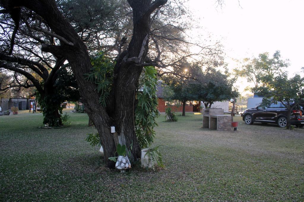 Camp Hogo Kavango Rundu Exterior foto